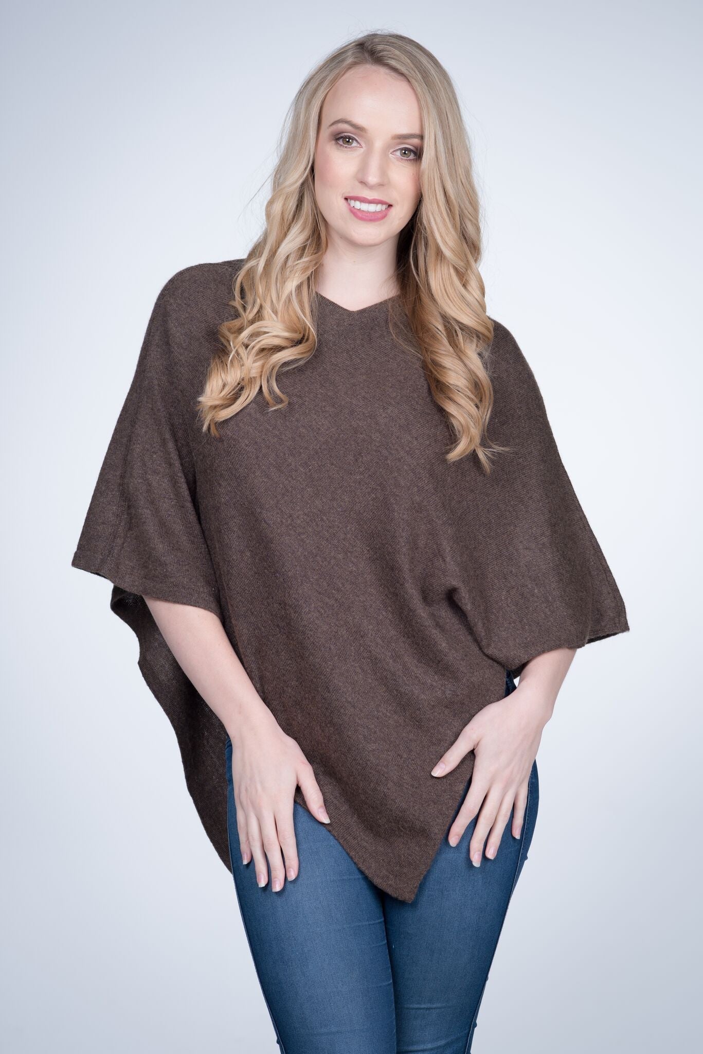 Natural Cashmere Poncho - Nine Yaks